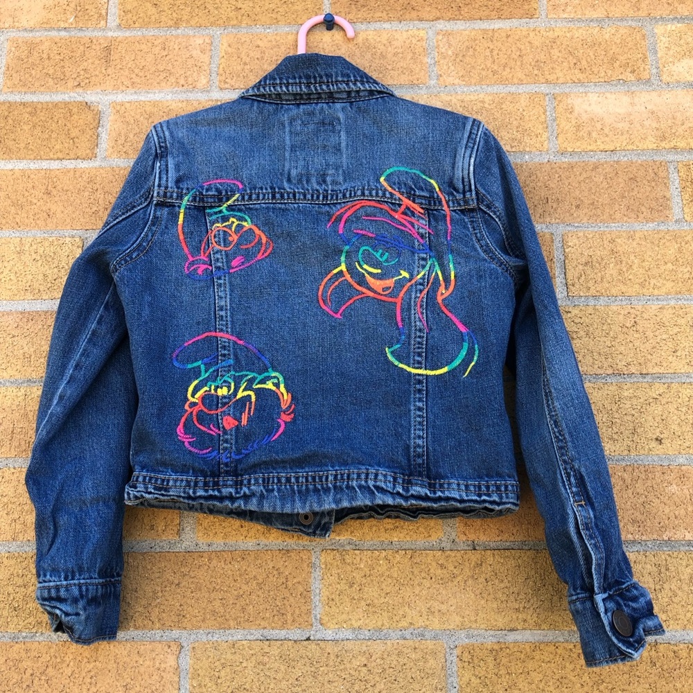 the Smurfs/GAP Kids Rainbow jean jacket sz 6-7 years Small S unique girls coat 🌈